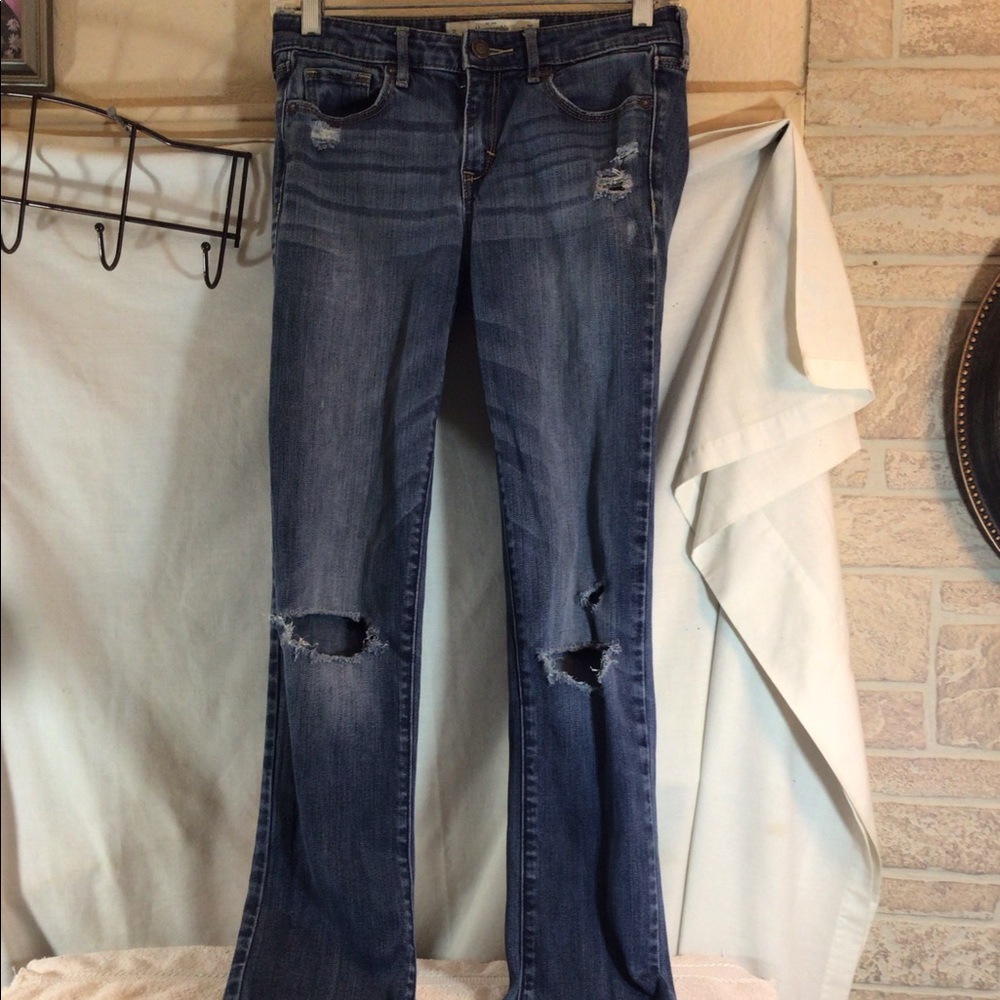 Woman’s Sz 2L ABERCROMBIE & FITCH Faded Distressed Ripped Bleached Denim Jeans